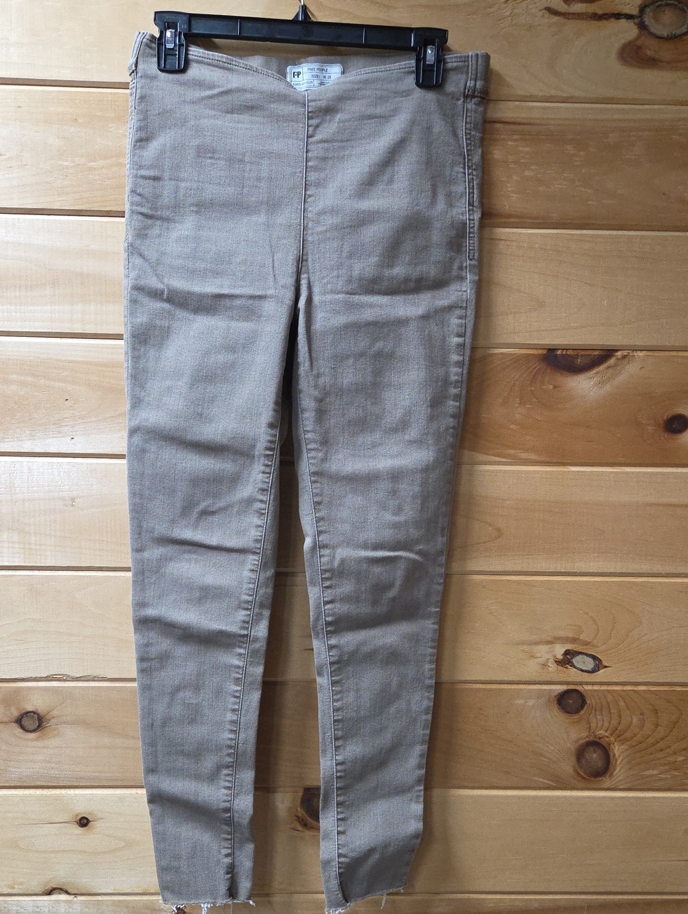 Free People Women's Slim Khaki Chinos in Light Tan